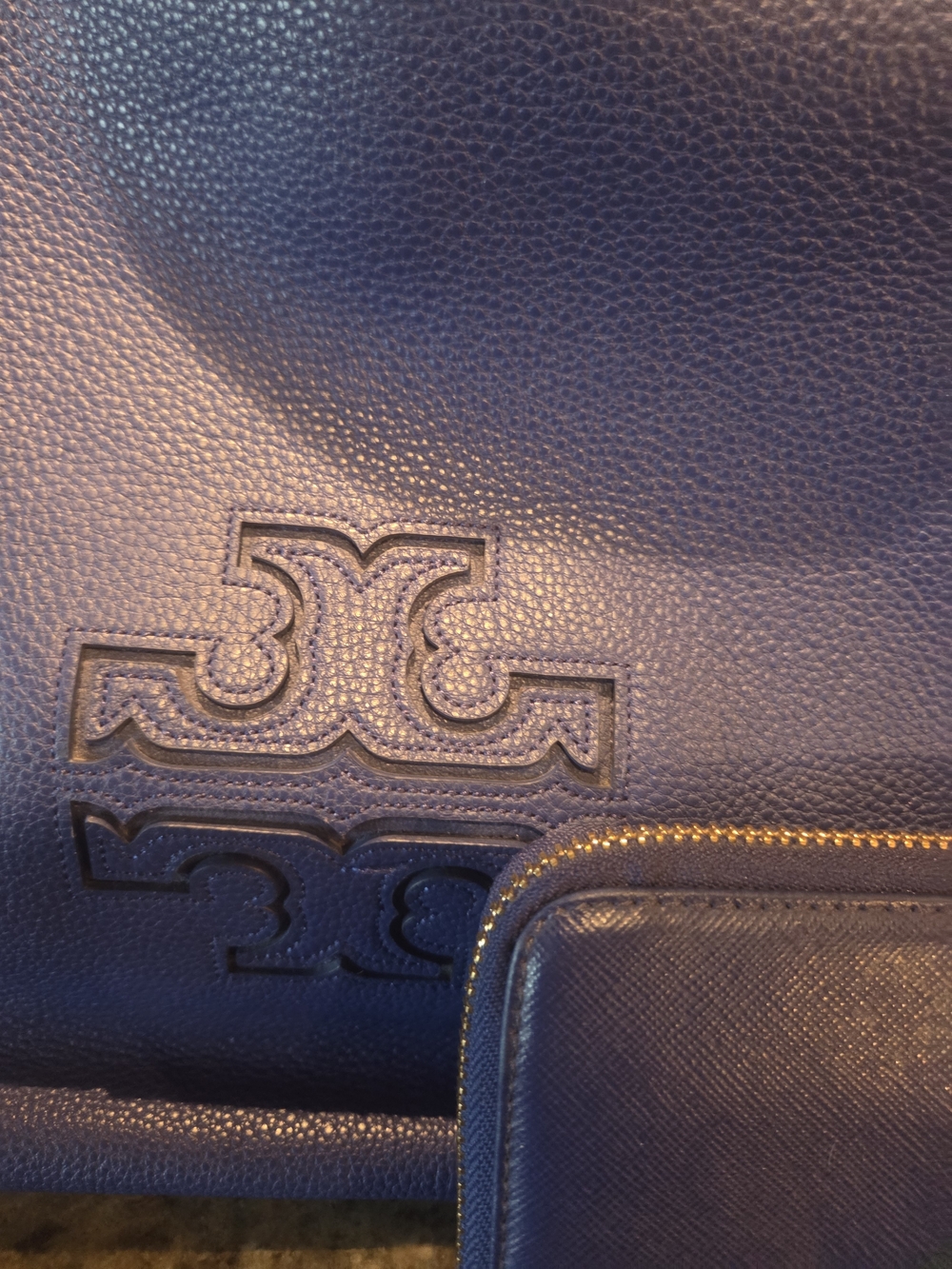 Tory Burch Cobalt Blue Leather Shoulder Bag with Matching Wallet - Picture 3 of 10